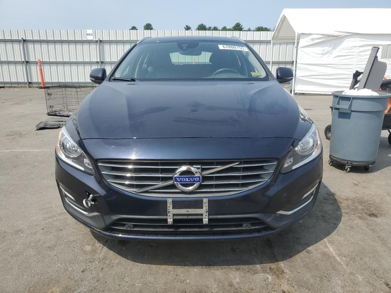 2016 VOLVO V60