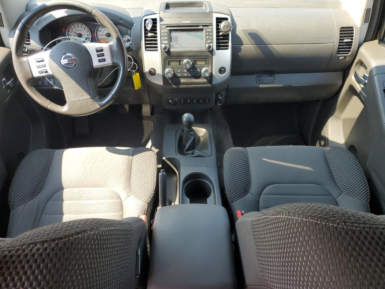2016 NISSAN Frontier