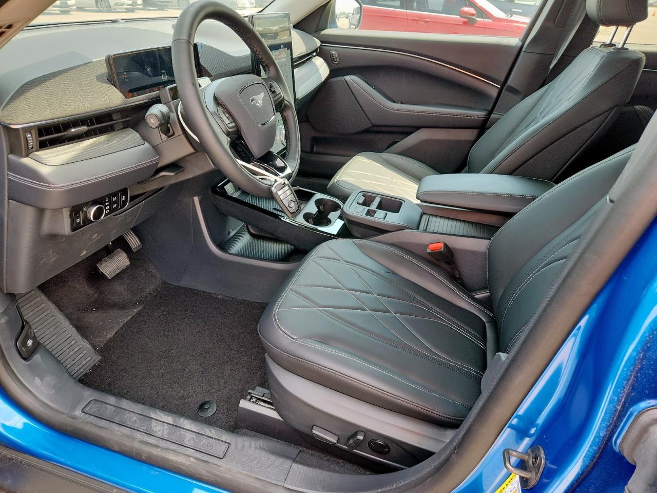 2025 FORD Mustang Mach-E