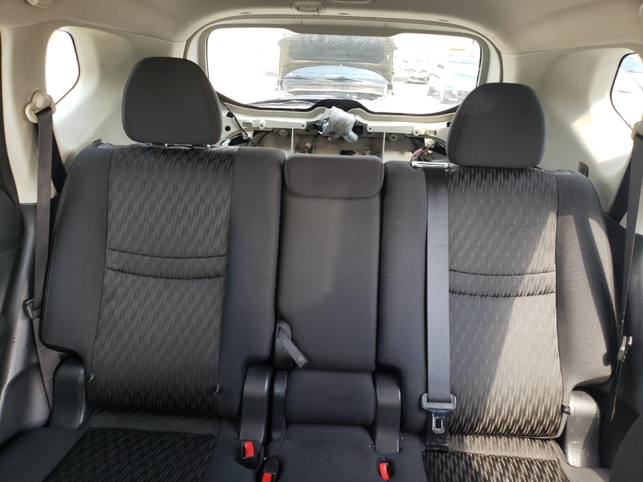 2017 NISSAN ROGUE