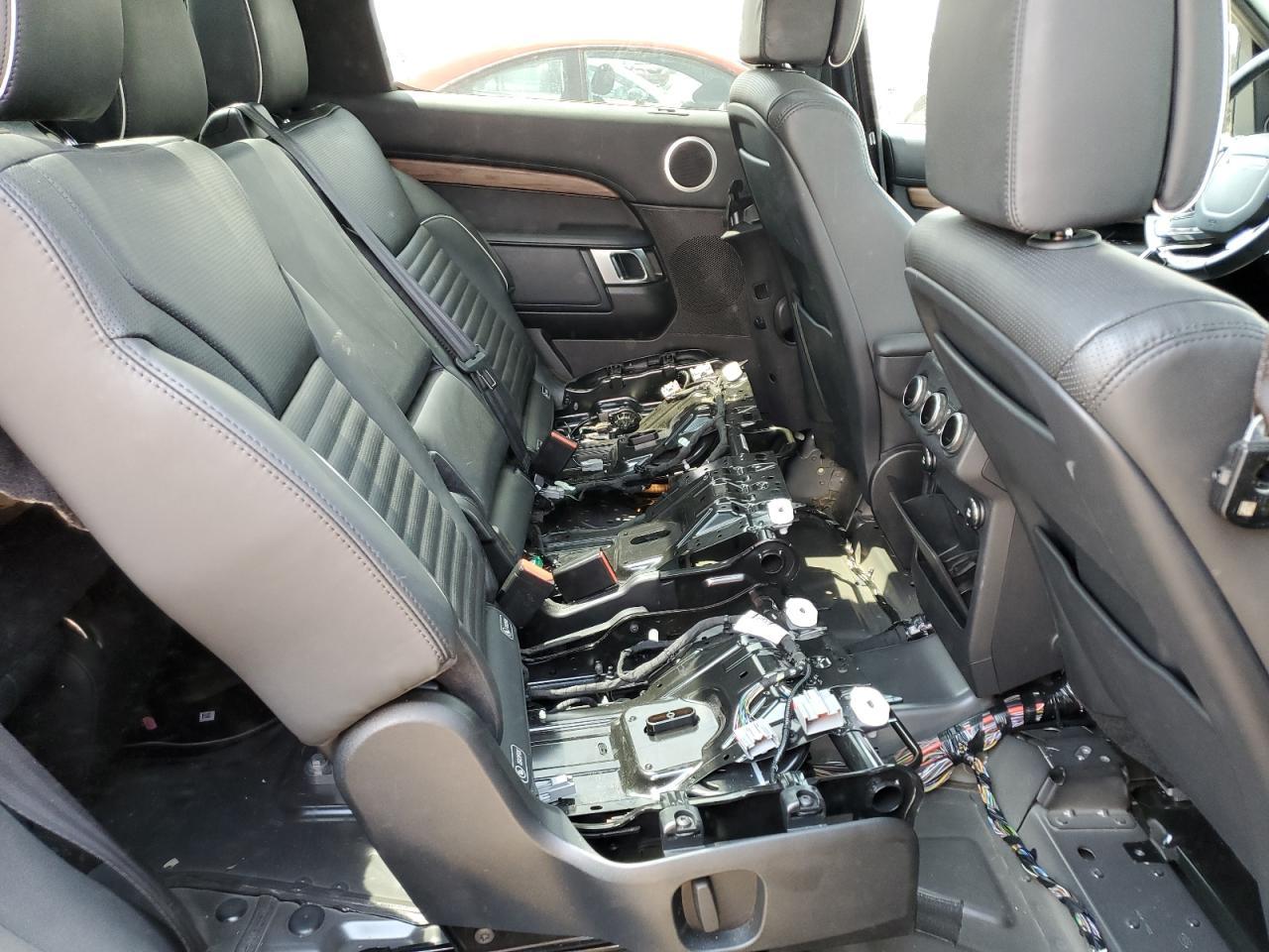 2018 LAND ROVER Discovery