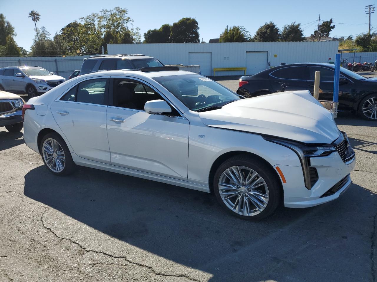 2023 CADILLAC CT4