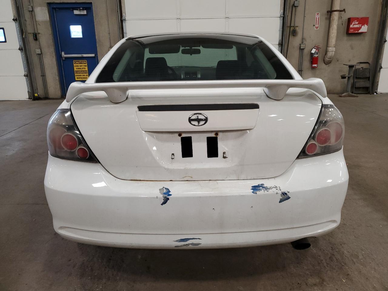2010 TOYOTA SCION
