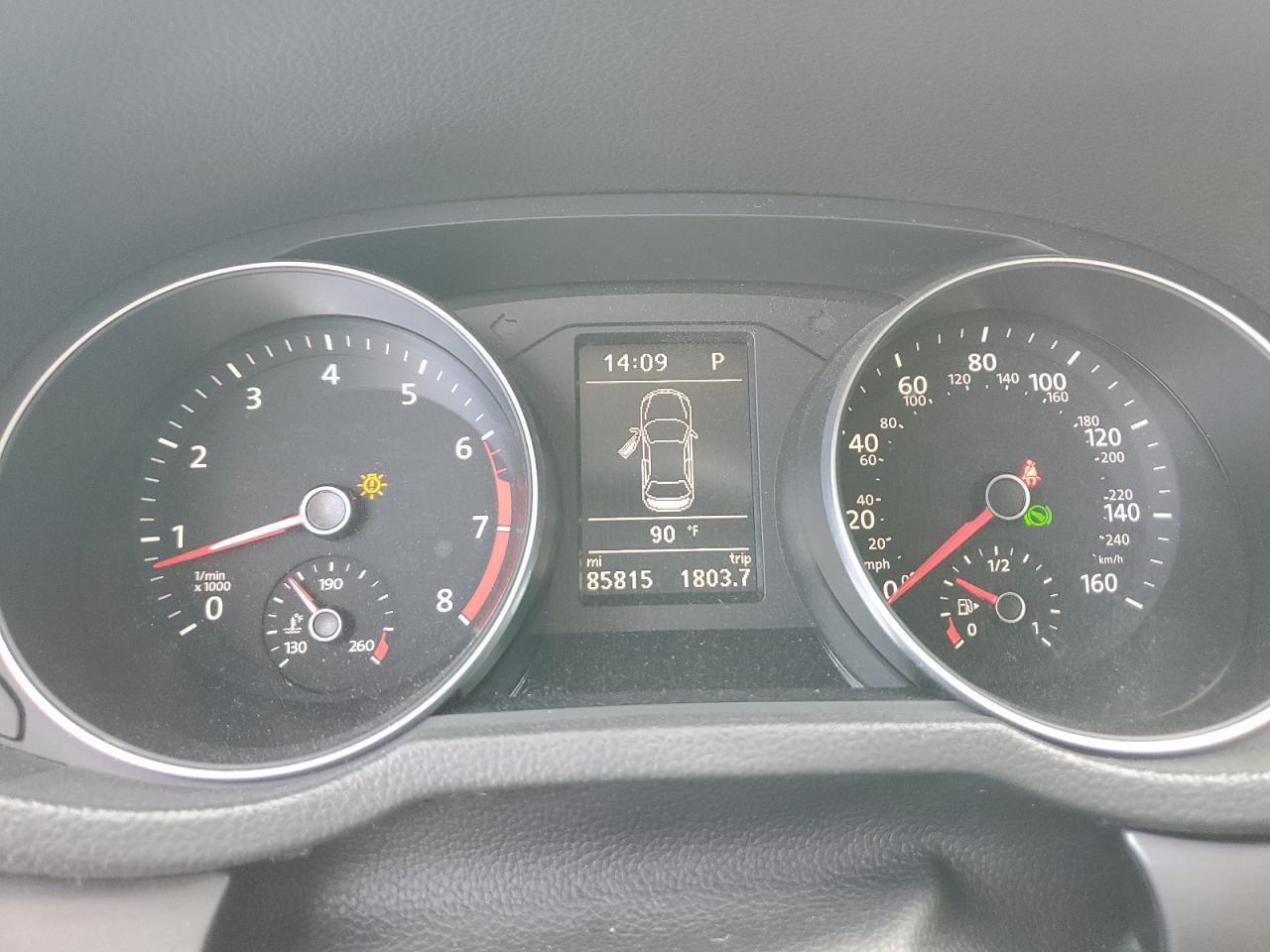 2018 VOLKSWAGEN Passat