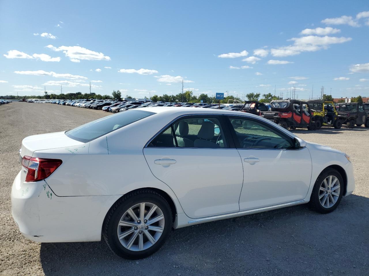 2014 TOYOTA CAMRY
