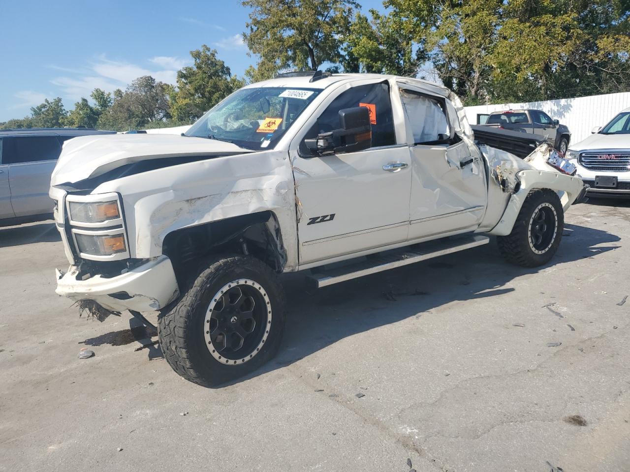 2015 CHEVROLET Silverado