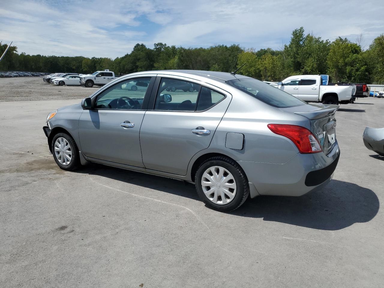 2013 NISSAN VERSA