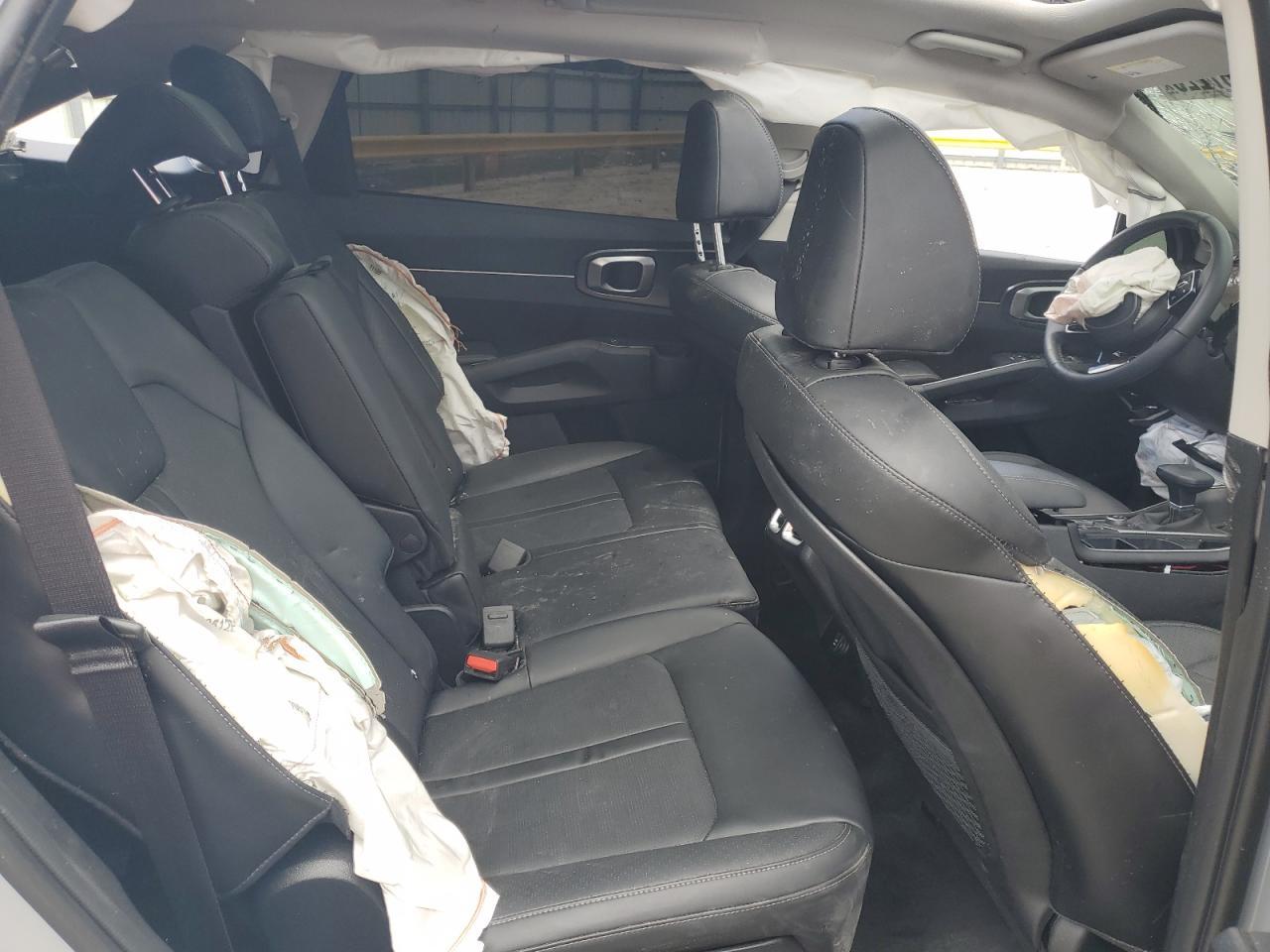 2025 KIA SORENTO