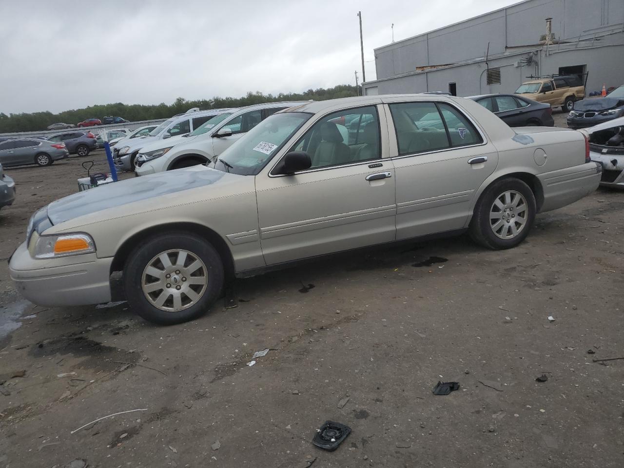 2008 FORD Crown Victoria