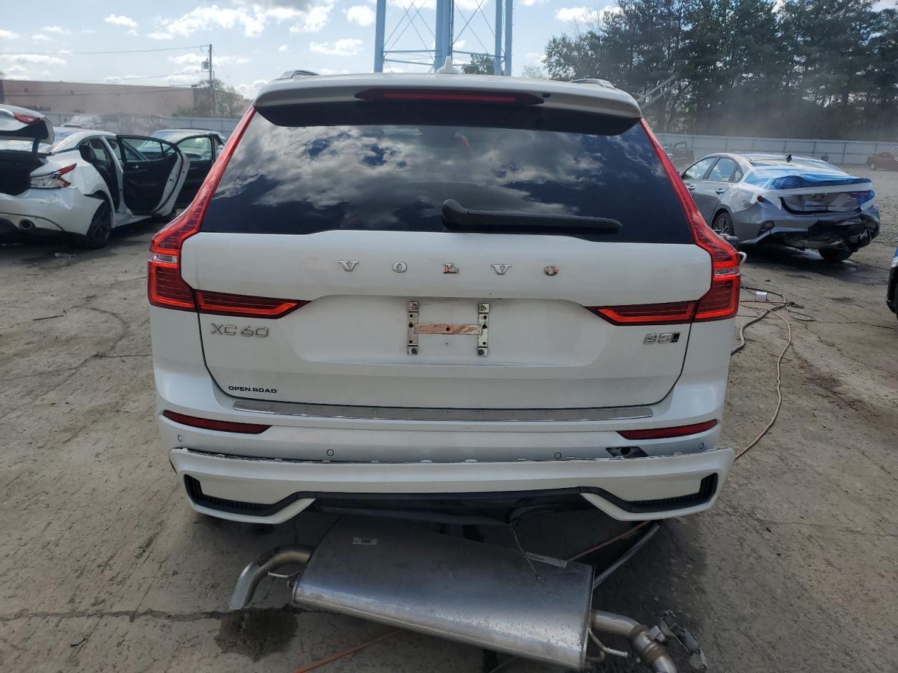 2024 VOLVO XC60