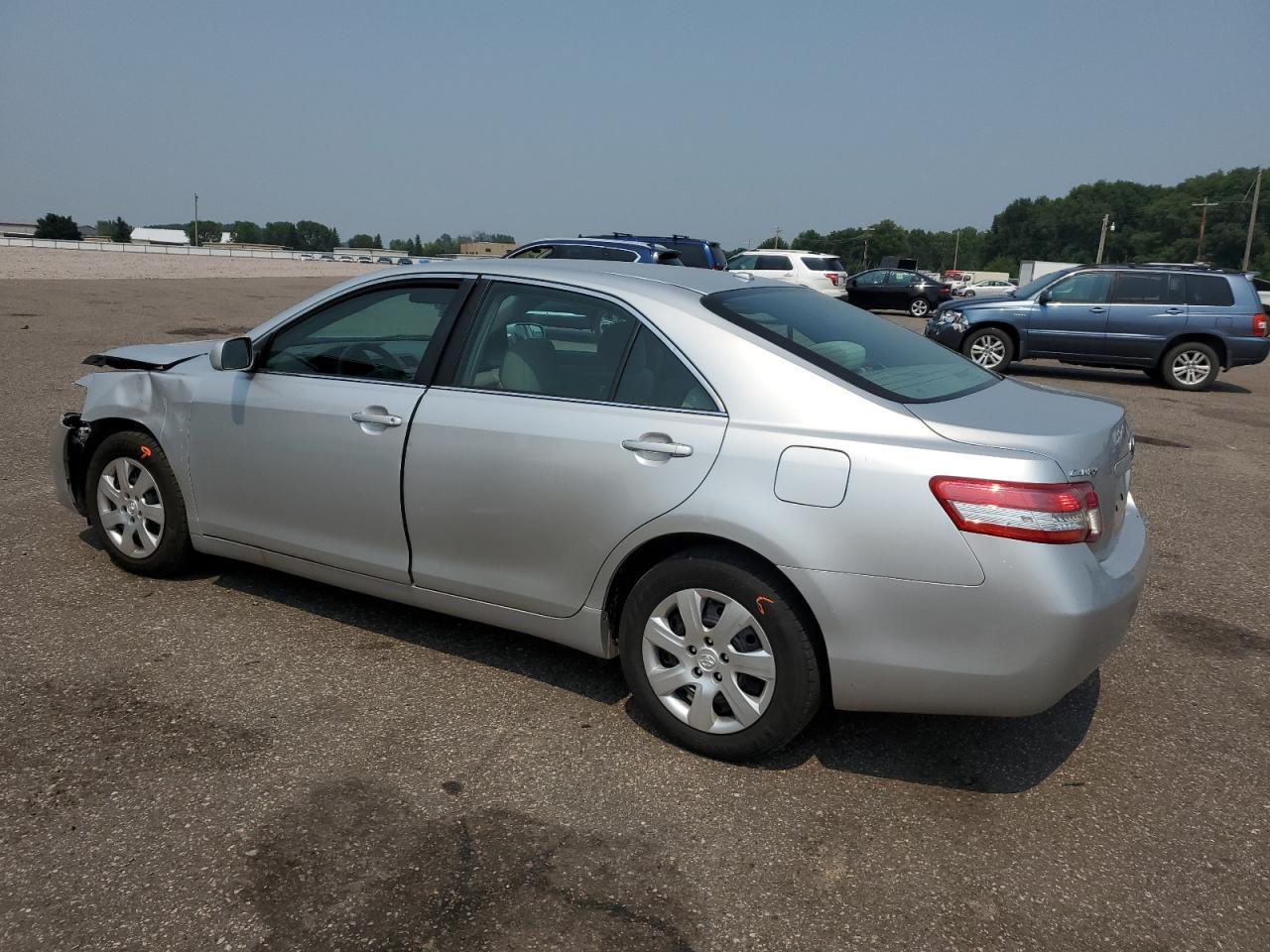 2011 TOYOTA CAMRY