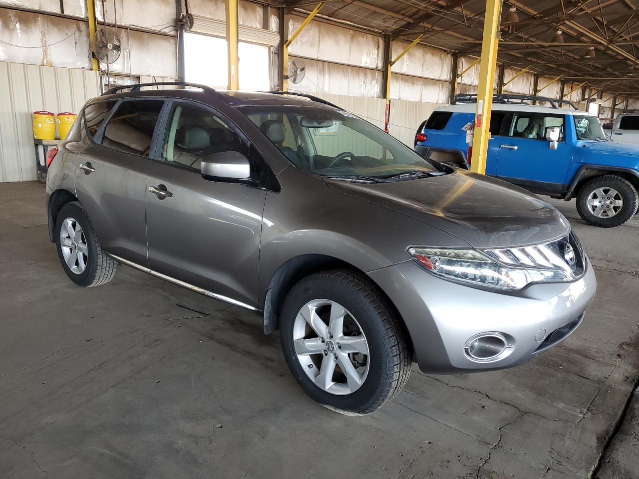 2010 NISSAN MURANO