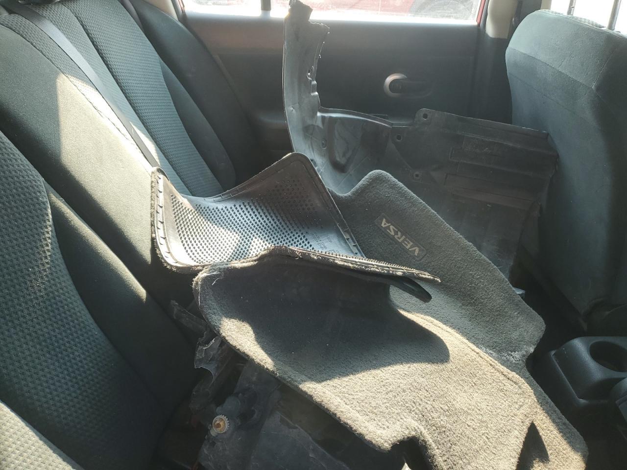 2012 NISSAN VERSA