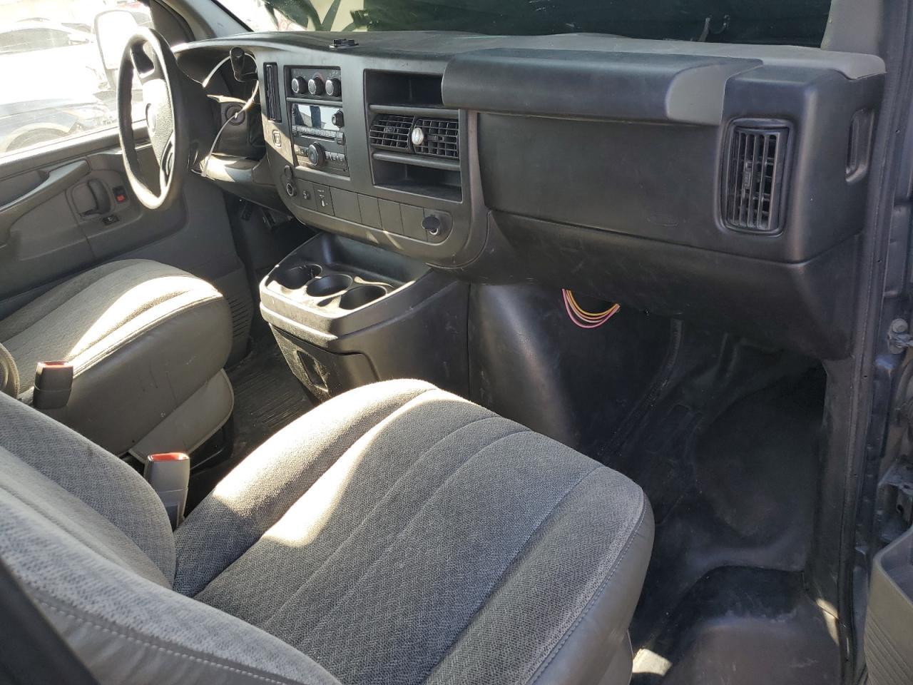 2009 CHEVROLET Express 3500