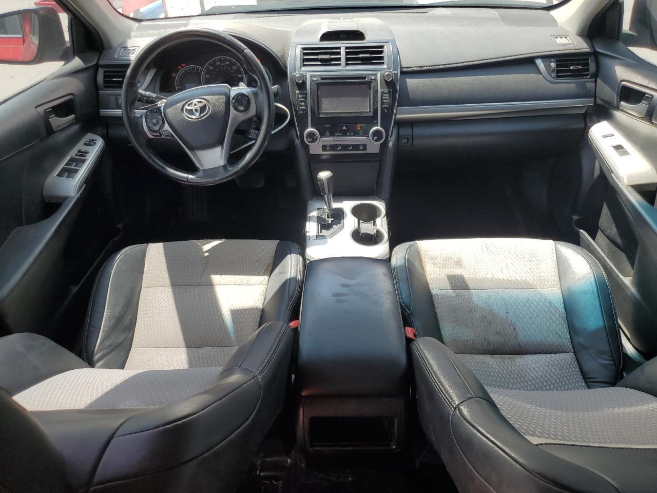 2014 TOYOTA CAMRY