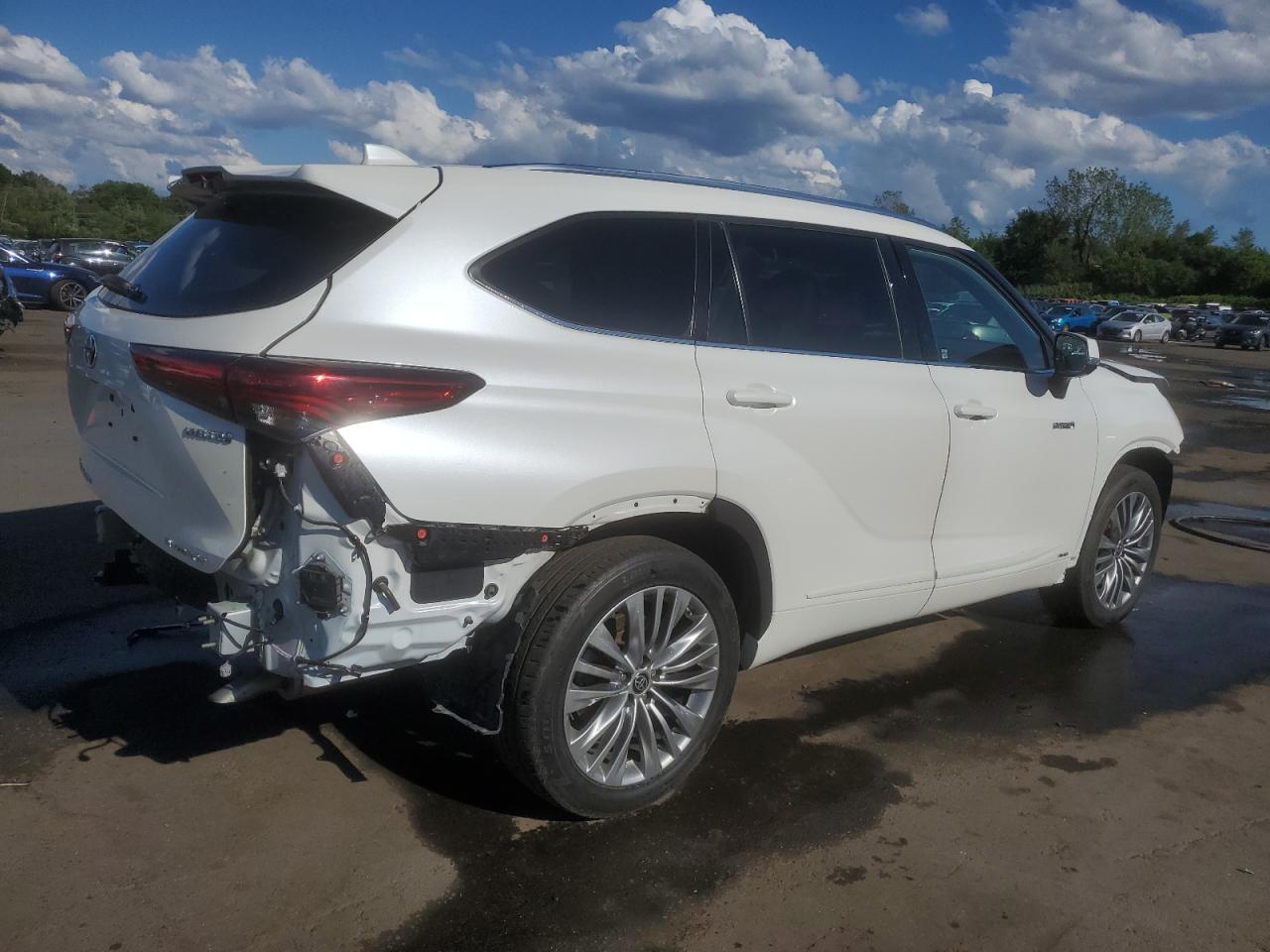 2020 TOYOTA HIGHLANDER