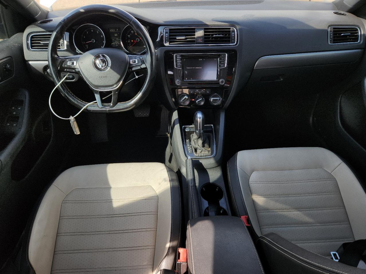 2017 VOLKSWAGEN JETTA