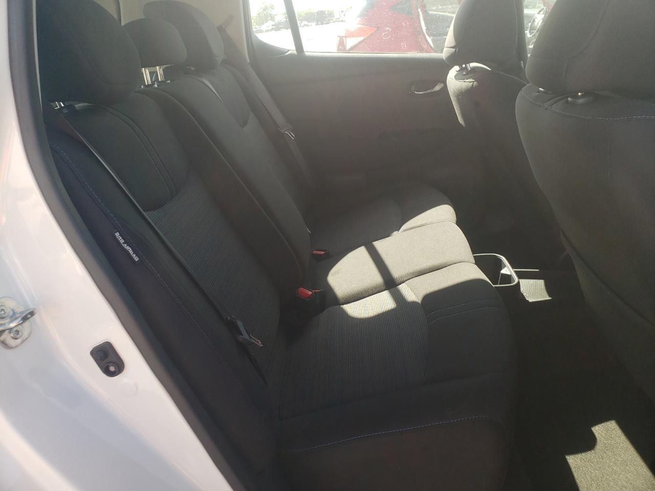 2025 NISSAN LEAF
