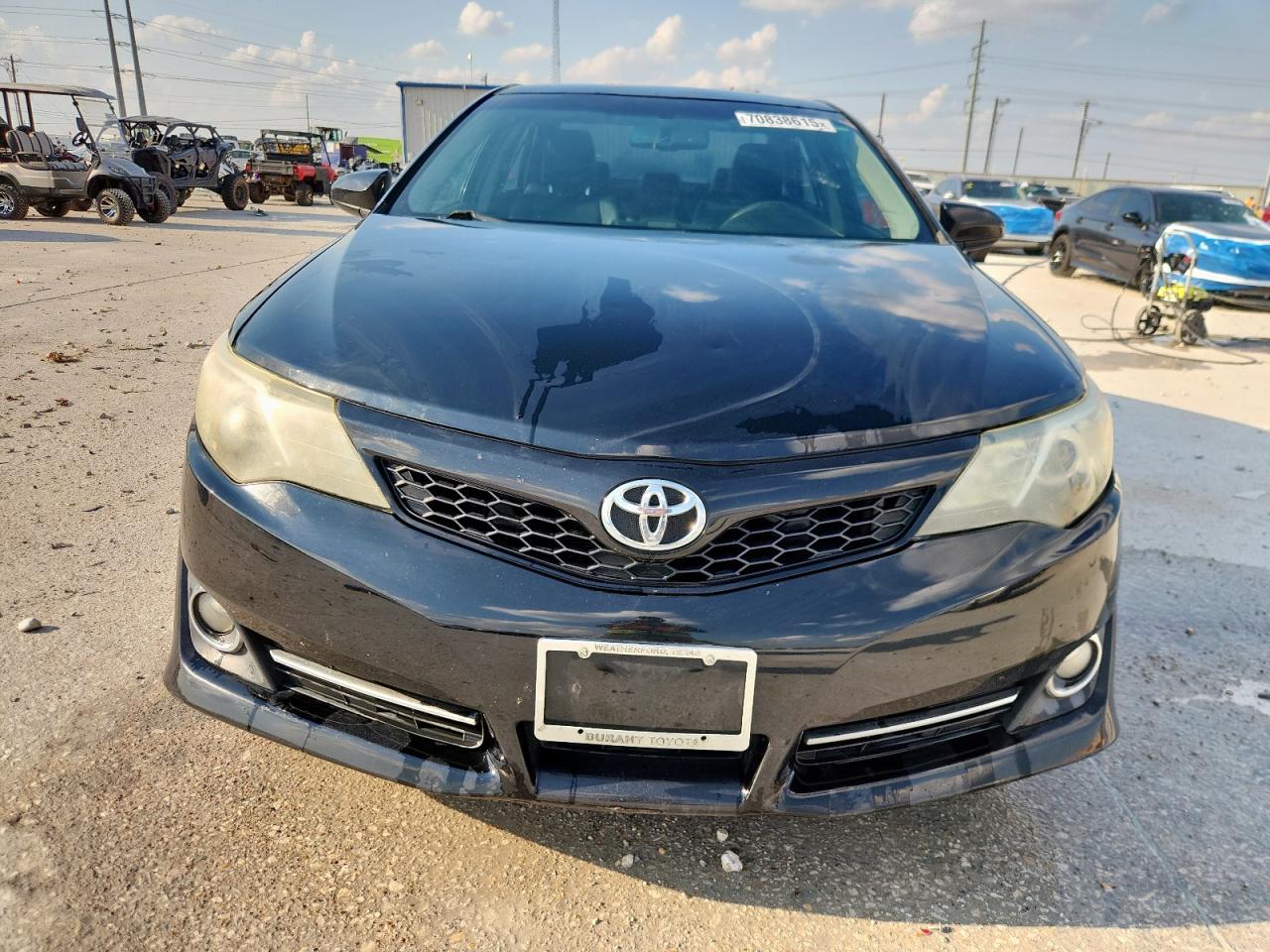 2014 TOYOTA CAMRY
