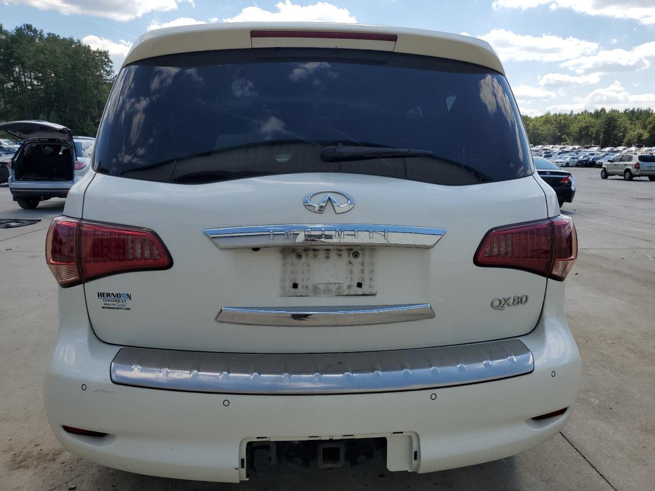 2016 INFINITI QX80