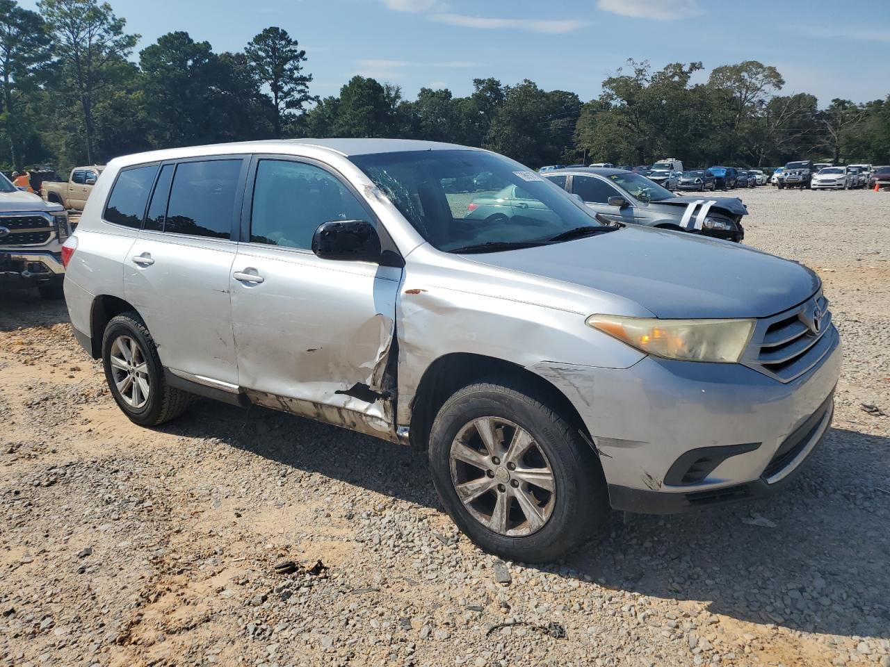 2013 TOYOTA HIGHLANDER