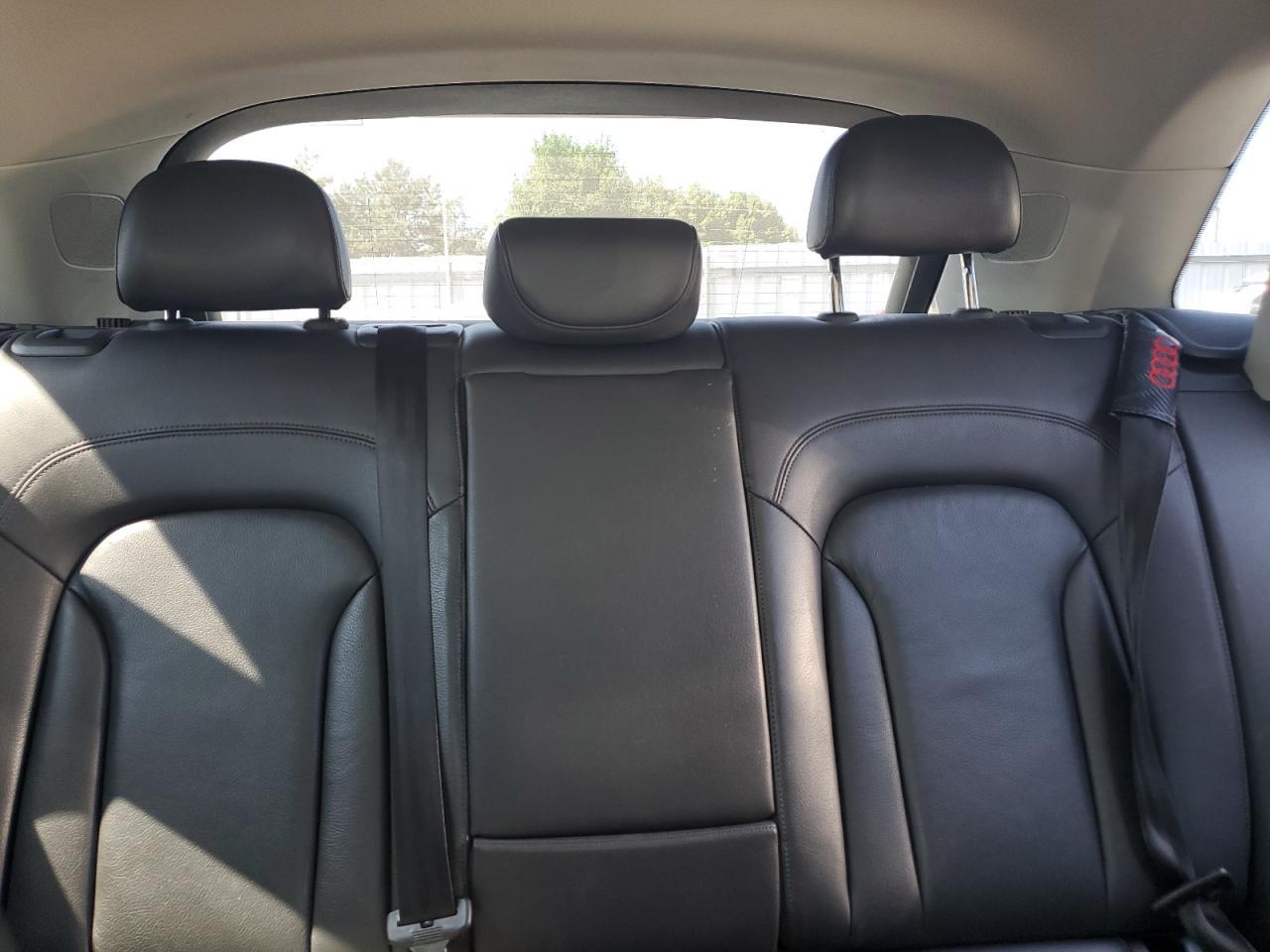 2015 AUDI Q3