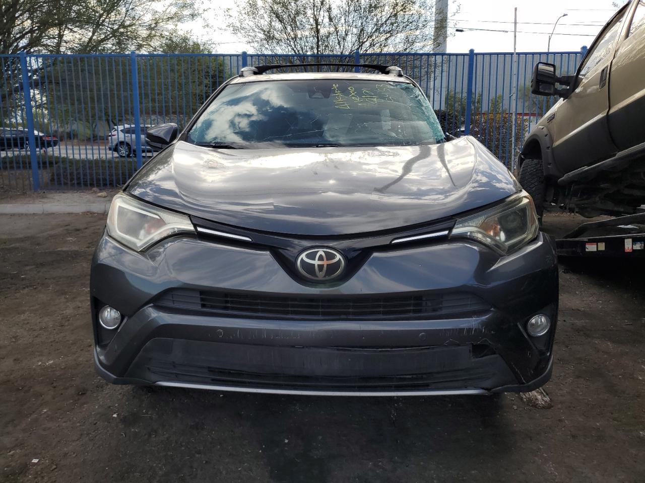 2017 TOYOTA RAV4