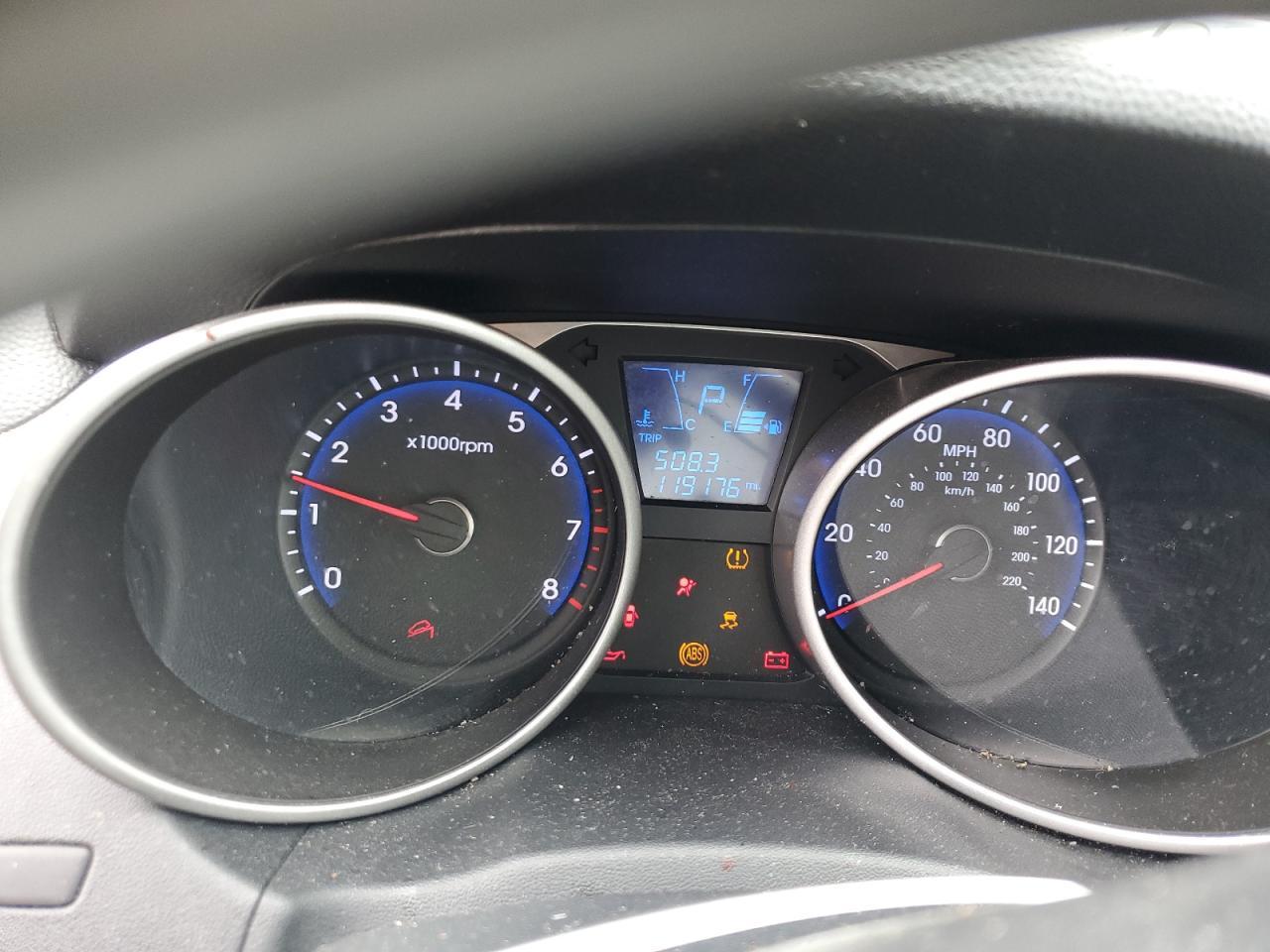 2015 HYUNDAI TUCSON
