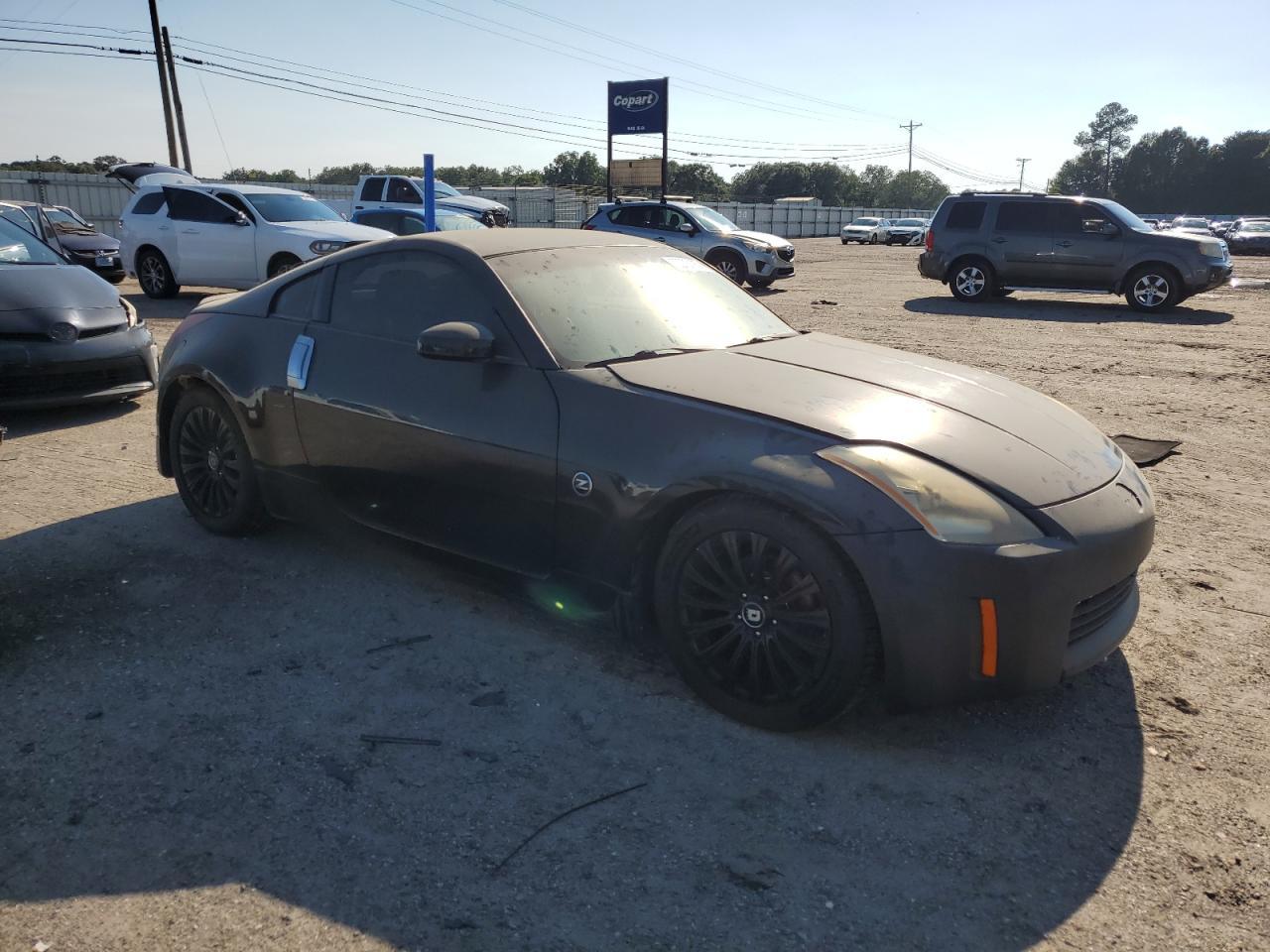 2003 NISSAN Z