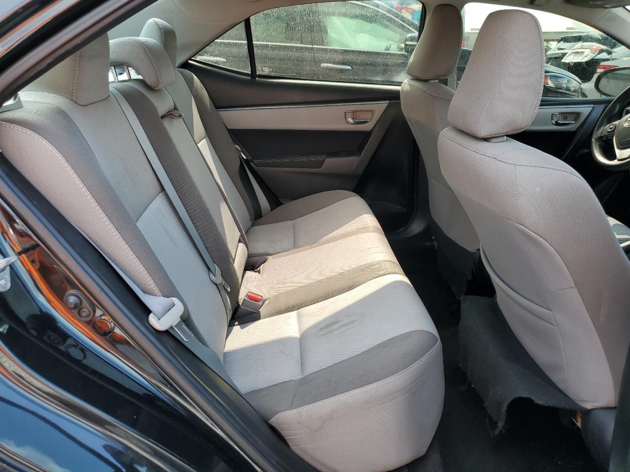 2016 TOYOTA COROLLA