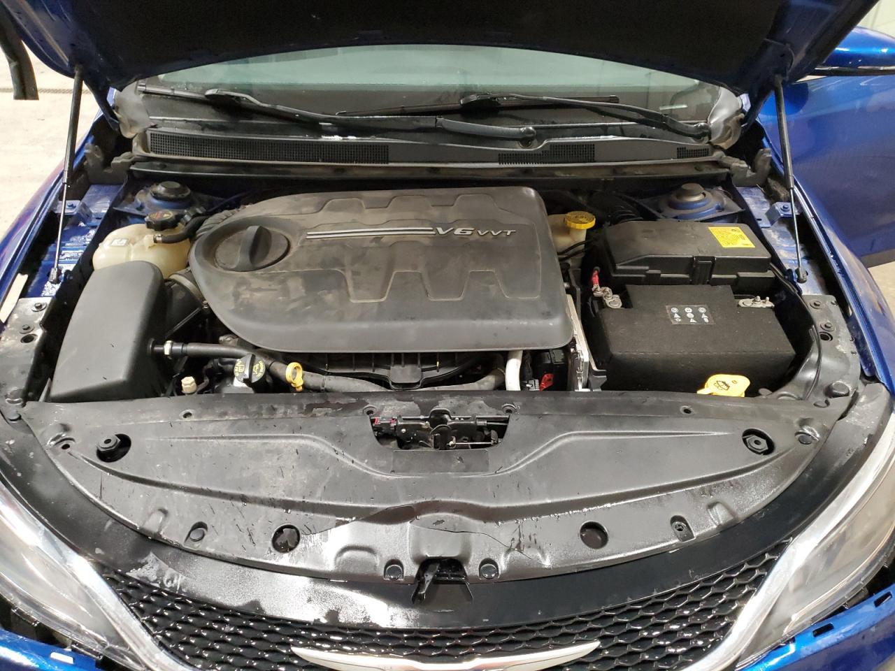 2015 CHRYSLER 200