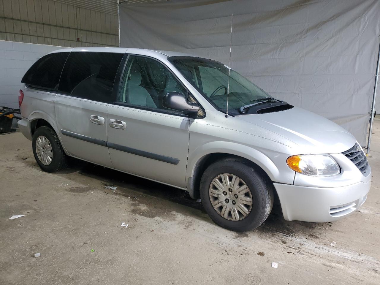 2006 CHRYSLER Town & Country