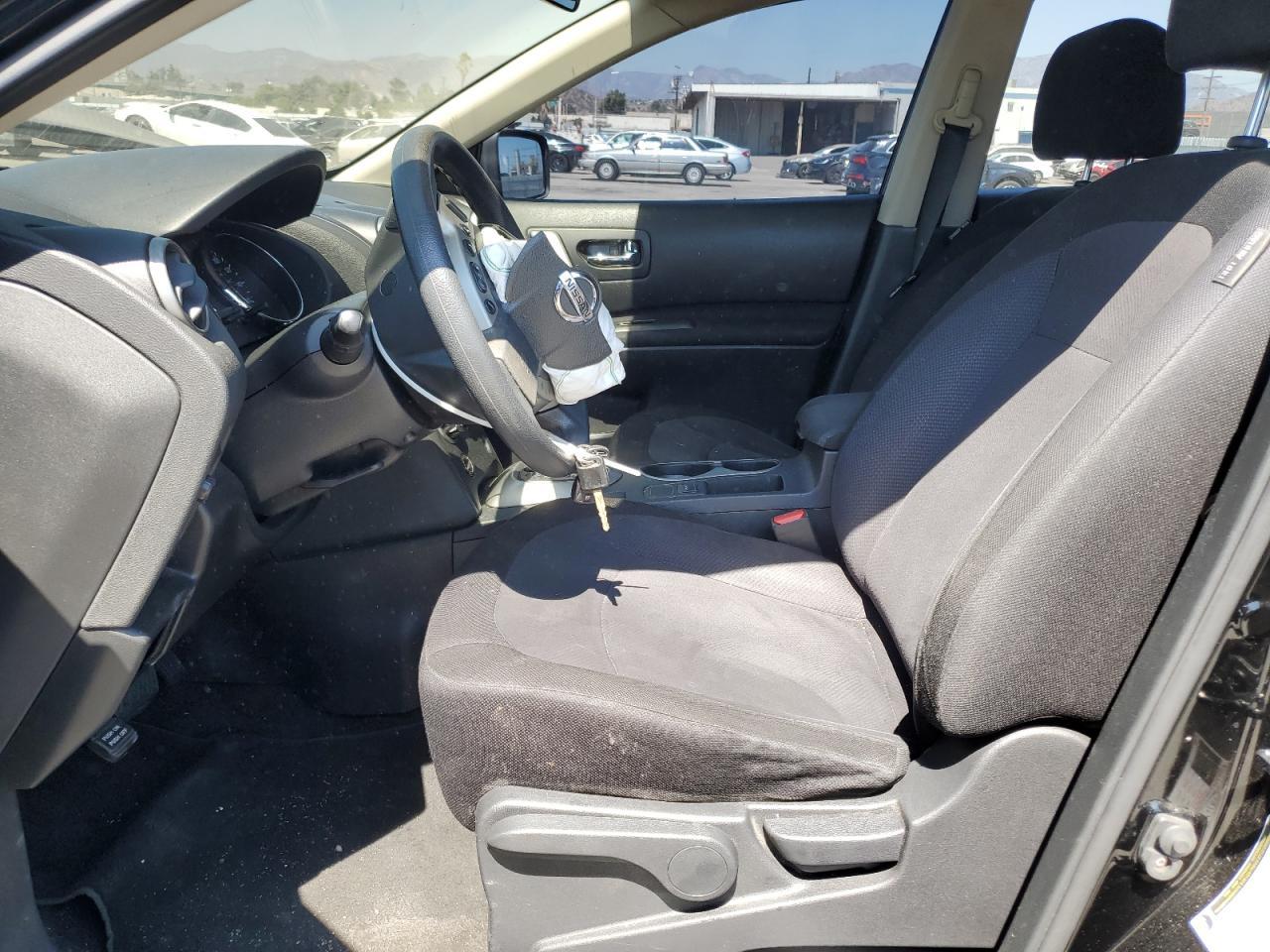 2013 NISSAN ROGUE