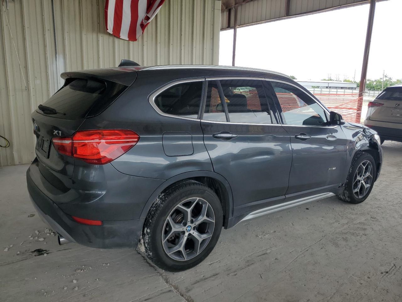 2017 BMW X1