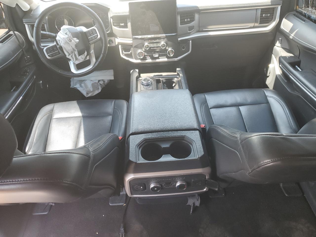 2022 FORD Expedition