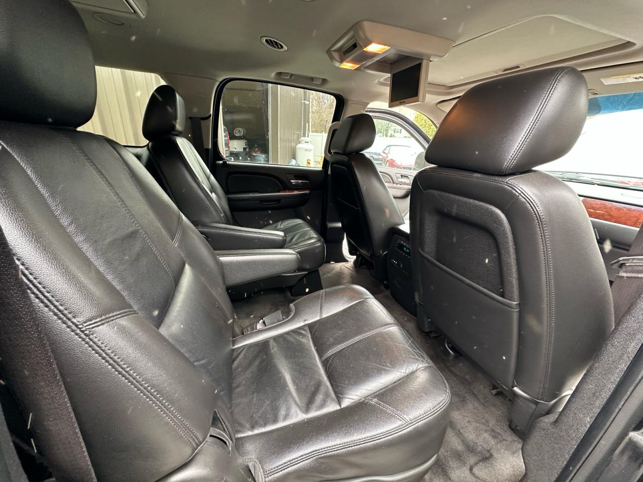 2013 CHEVROLET Suburban