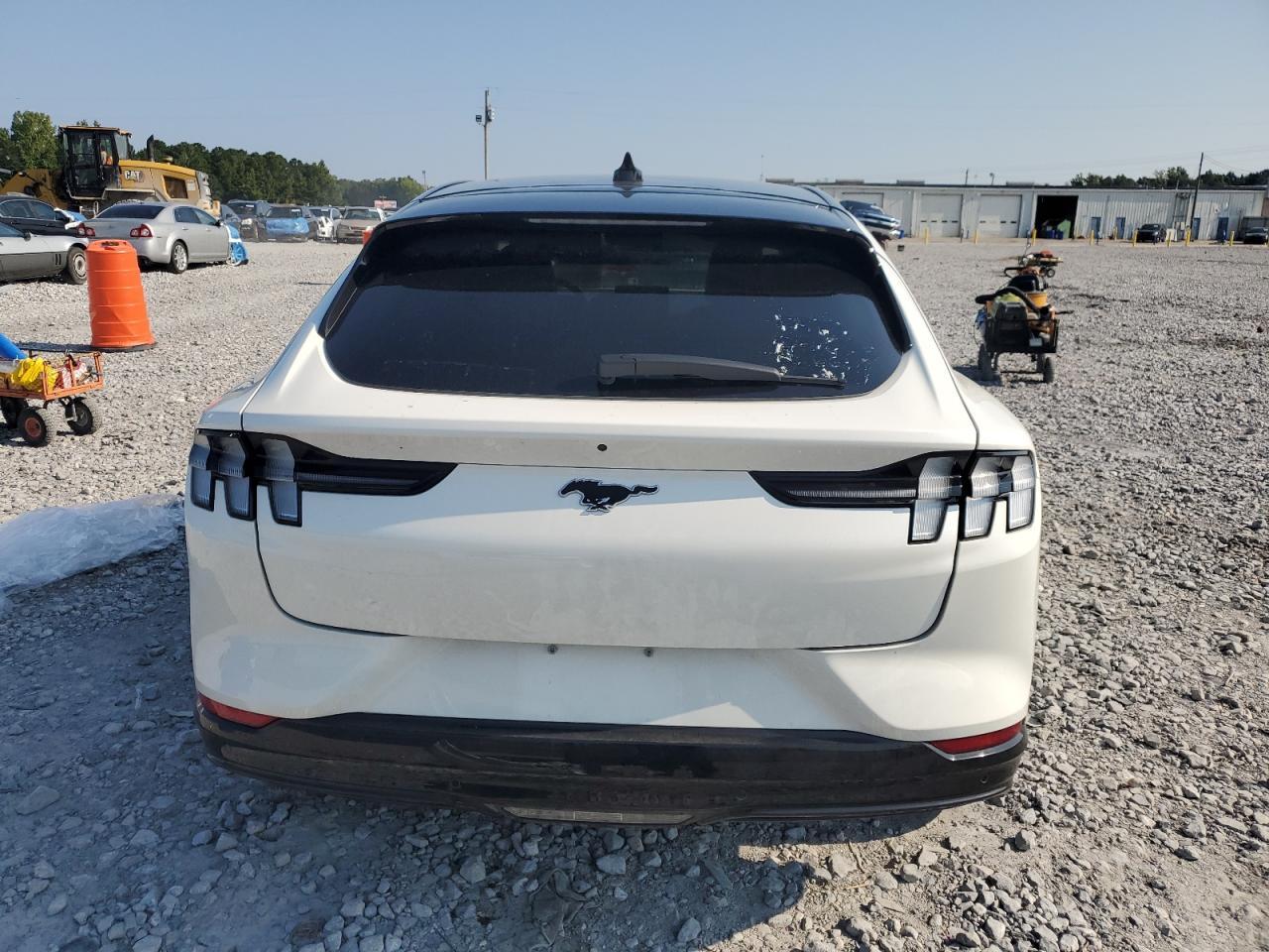 2024 FORD Mustang Mach-E