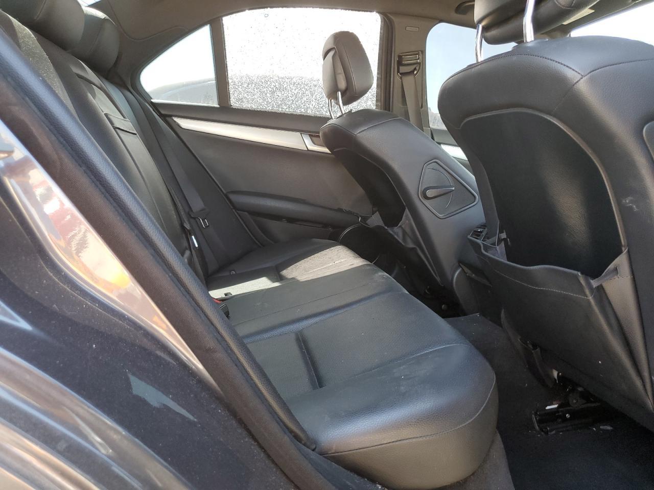 2013 MERCEDES-BENZ C-CLASS