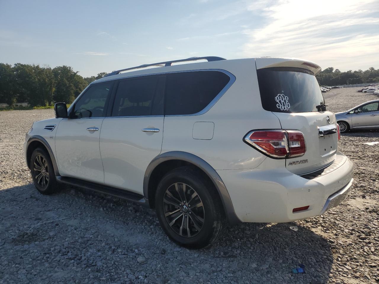 2017 NISSAN Armada