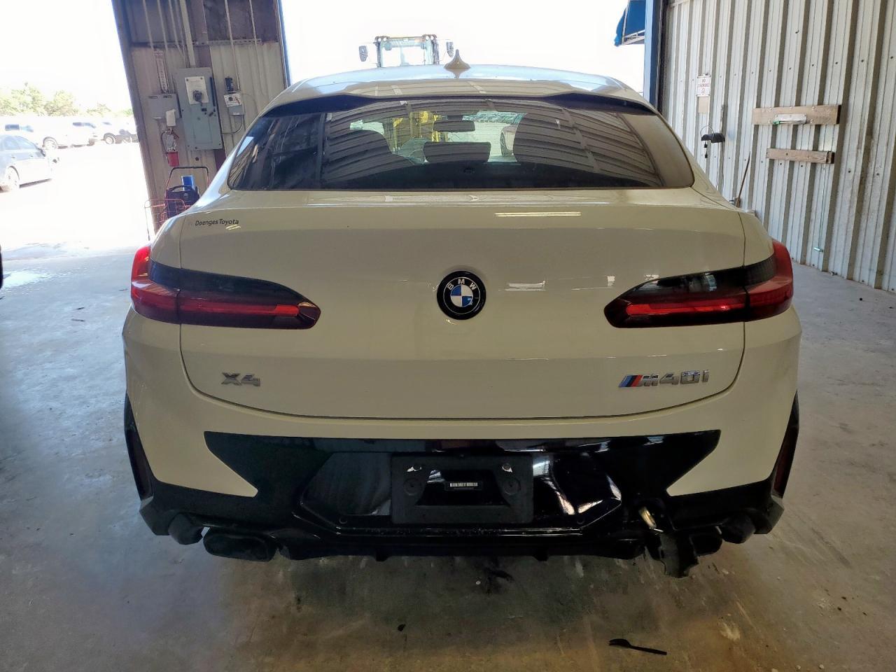 2022 BMW X4
