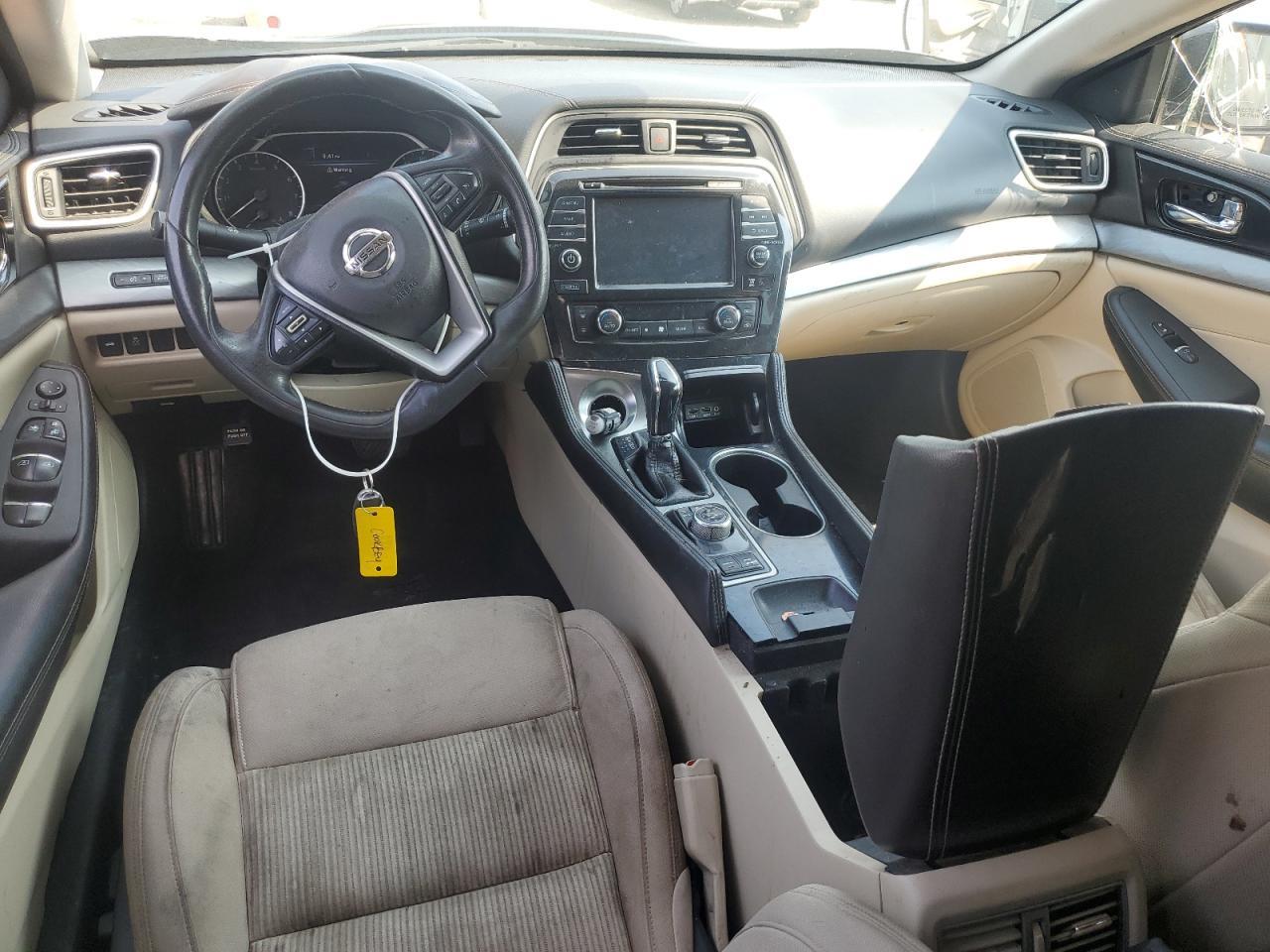 2017 NISSAN Maxima
