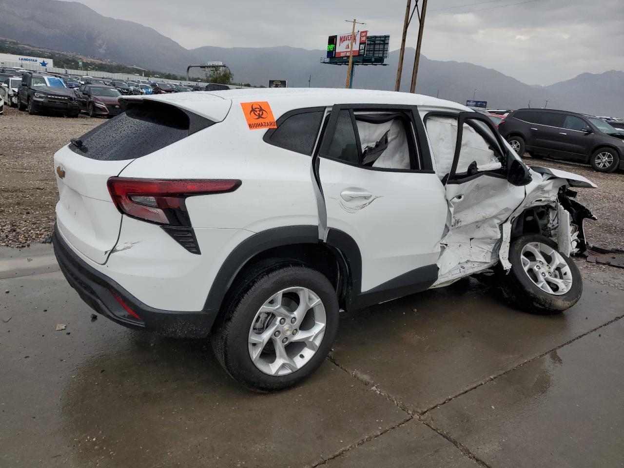 2024 CHEVROLET TRAX