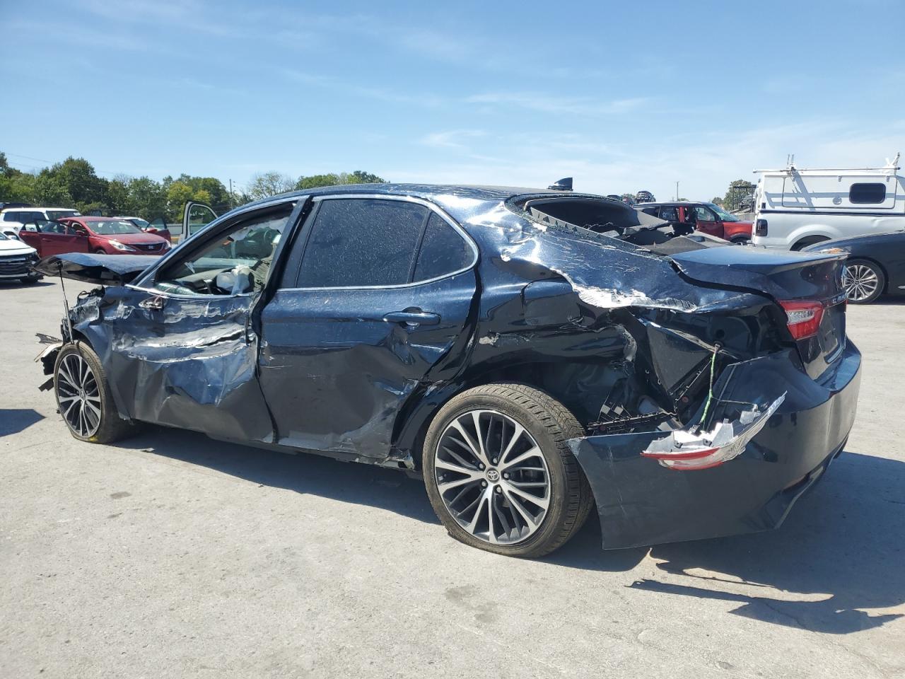 2020 TOYOTA CAMRY