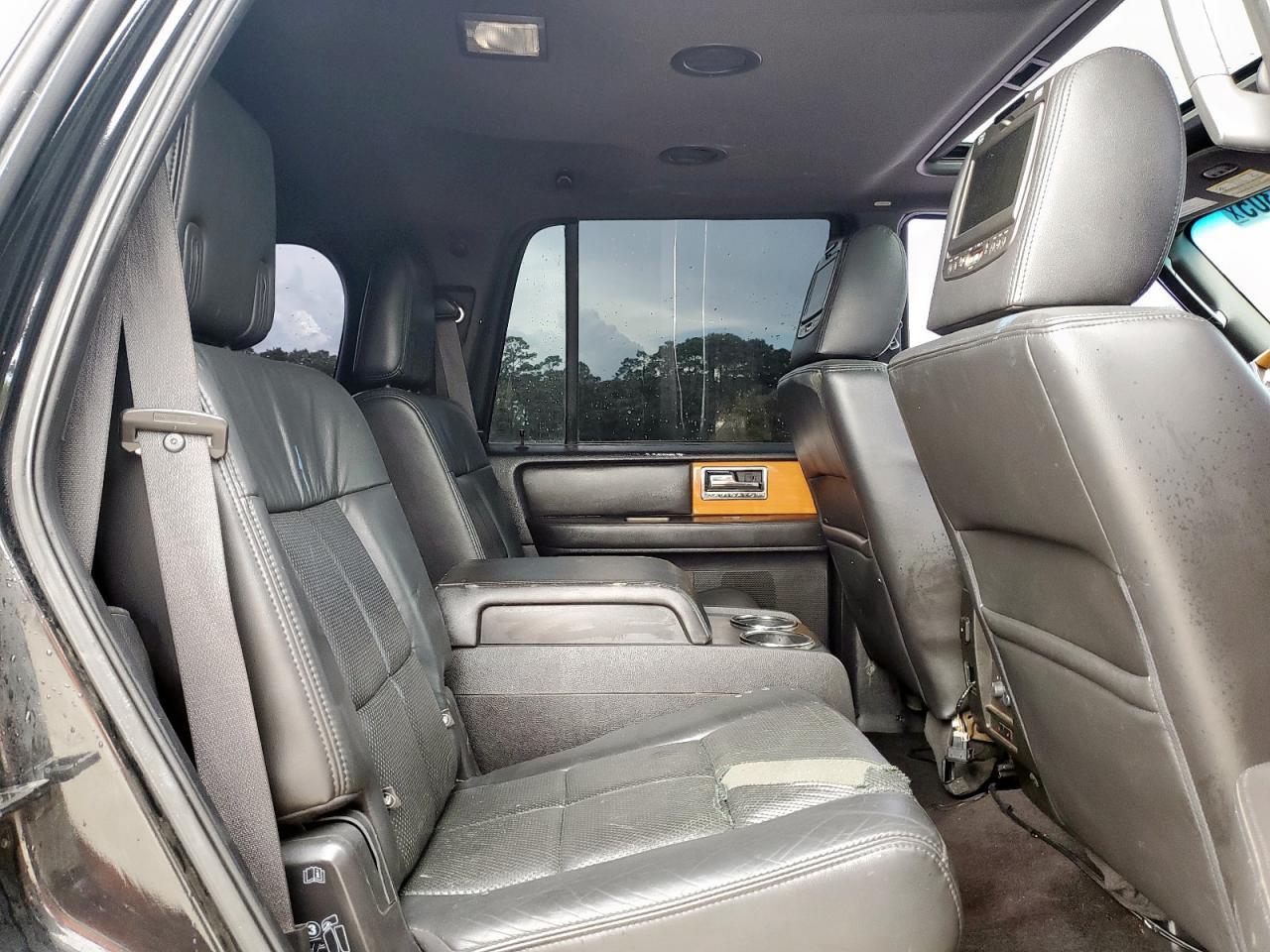 2014 LINCOLN Navigator
