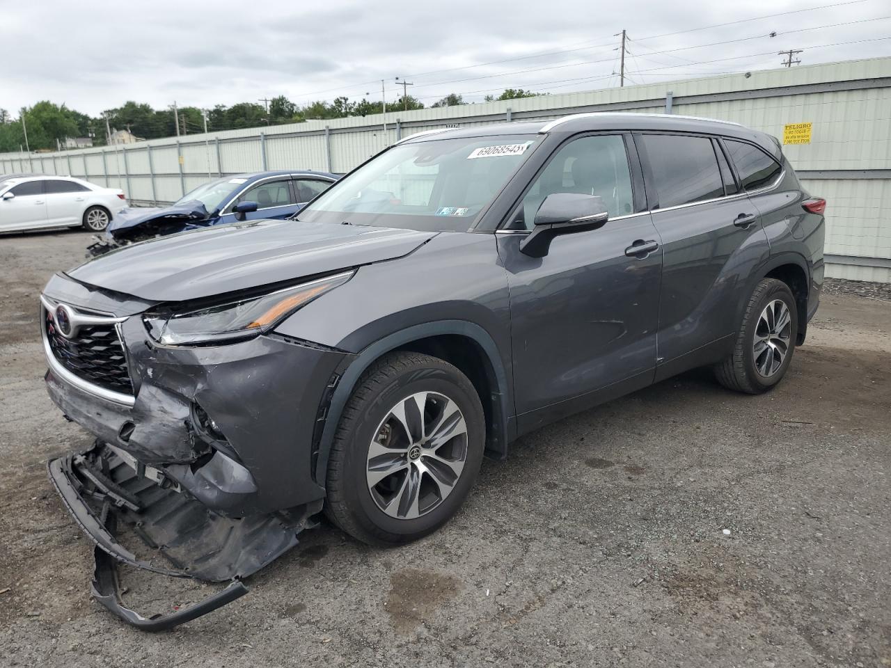 2021 TOYOTA HIGHLANDER