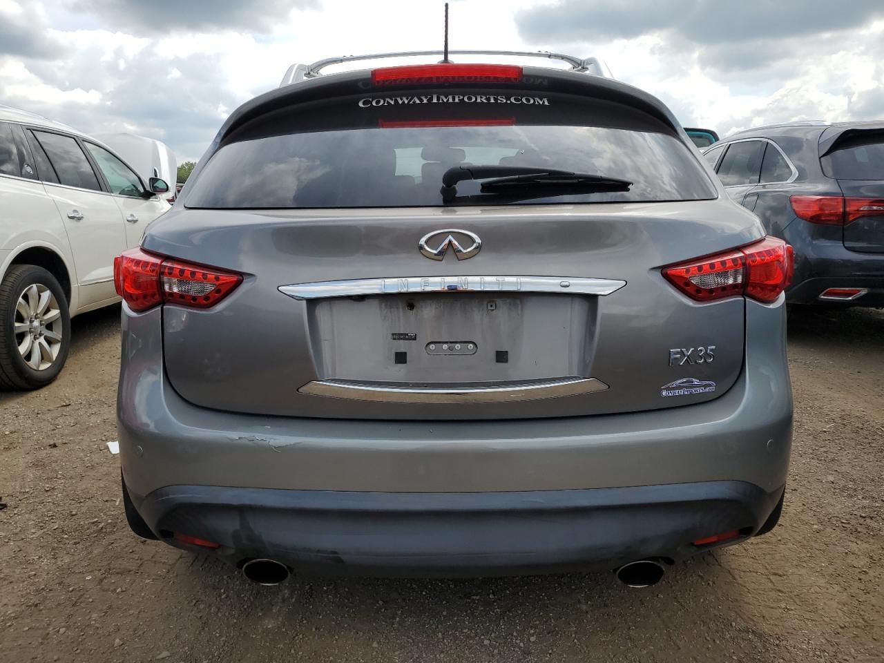 2010 INFINITI FX35
