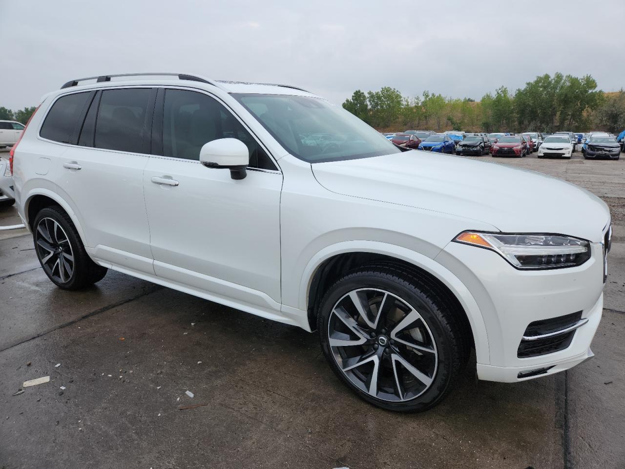 2019 VOLVO XC90