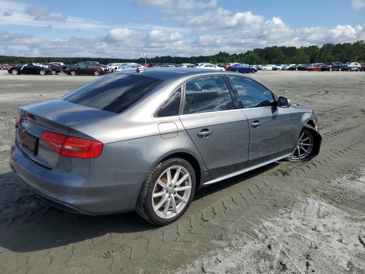 2015 AUDI A4