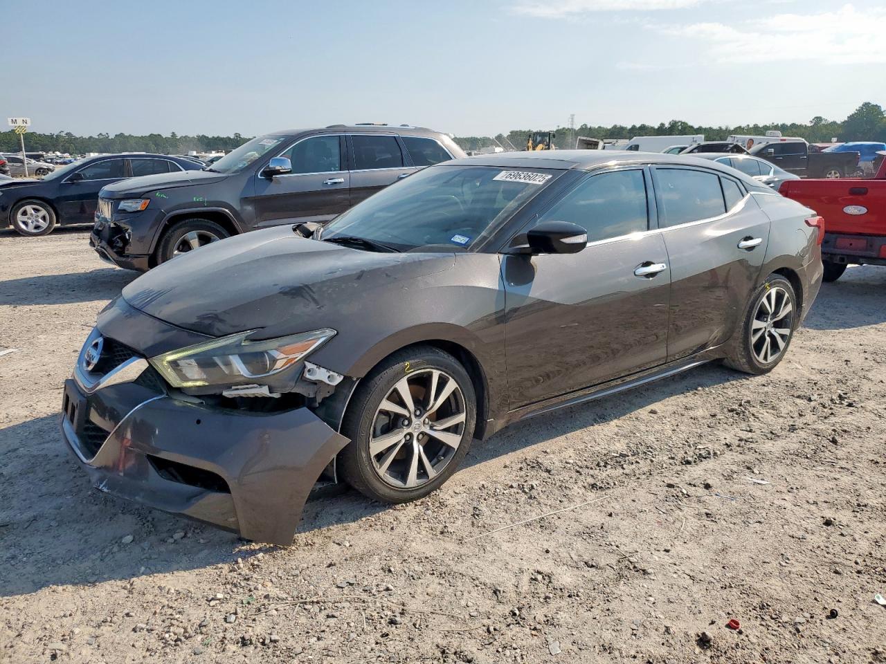 2017 NISSAN Maxima