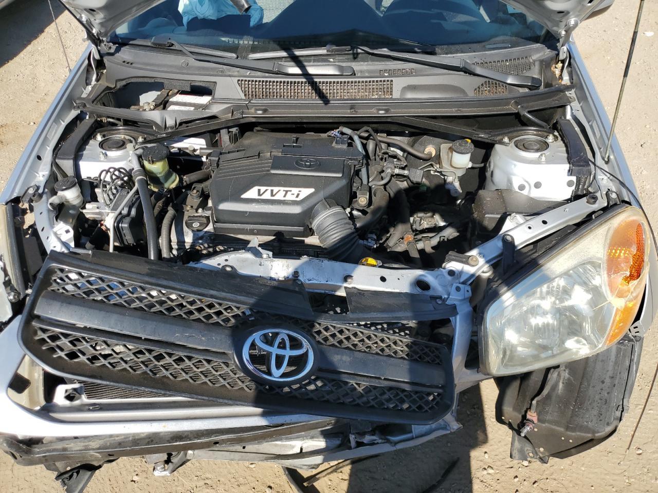 2004 TOYOTA RAV4